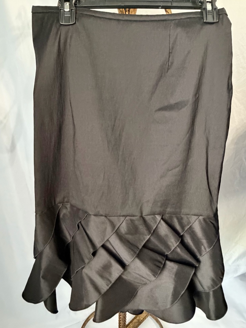 Vintage Tadashi Black Silk Ruffle Hem Midi Skirt Size 12 Mermaid Drop Waist